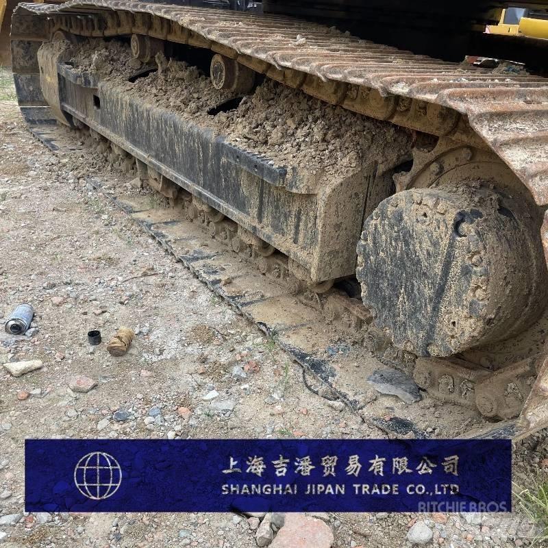 CAT 315 D Vidutinės galios ekskavatoriai 7-12 t