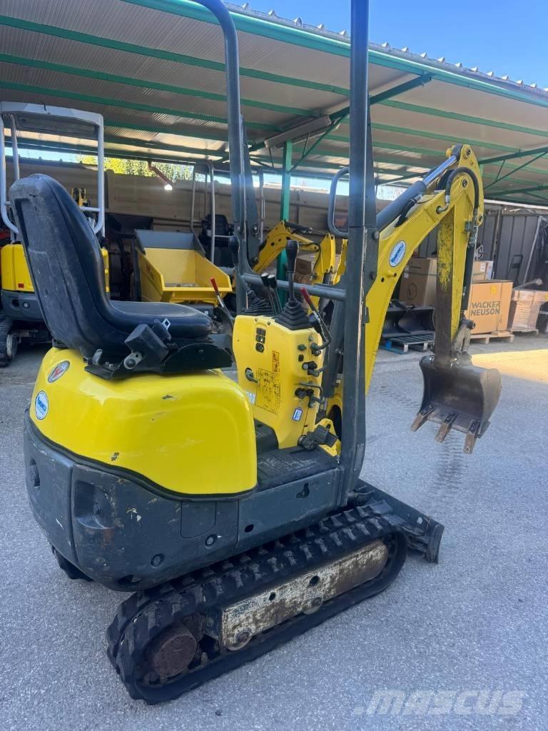 Wacker Neuson 803 Vikšriniai ekskavatoriai