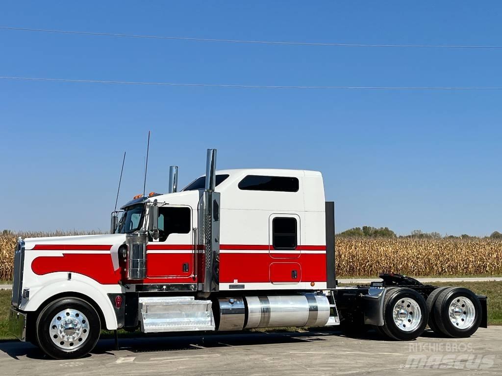 Kenworth W 900 Naudoti vilkikai
