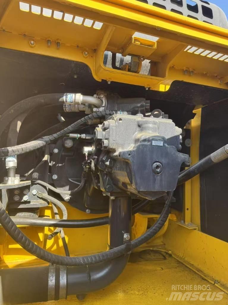 Komatsu PC 350-7 Vikšriniai ekskavatoriai