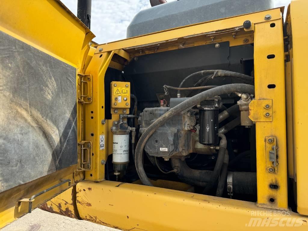 Komatsu PC 290 LC-8 Vikšriniai ekskavatoriai