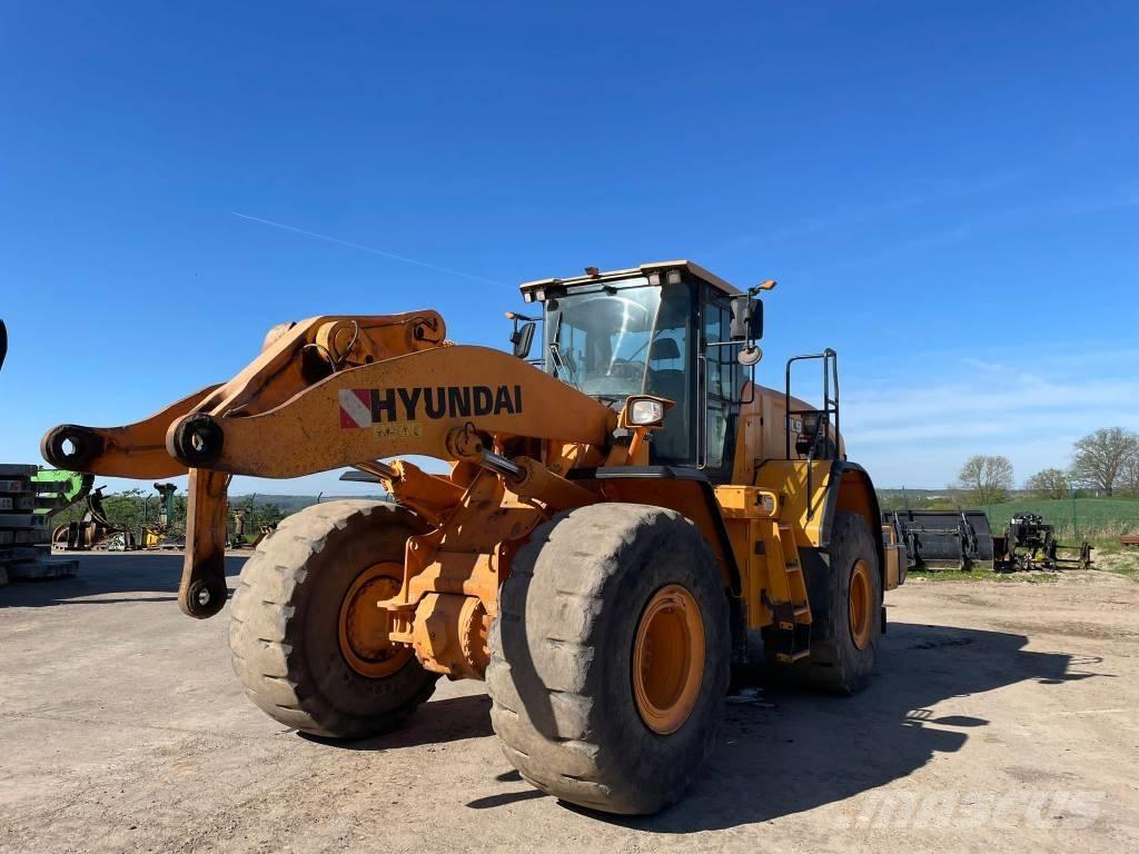 Hyundai HL 975 Naudoti ratiniai krautuvai