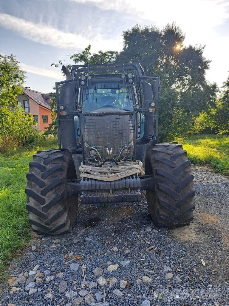 Valtra T 234 Direct Miško traktoriai