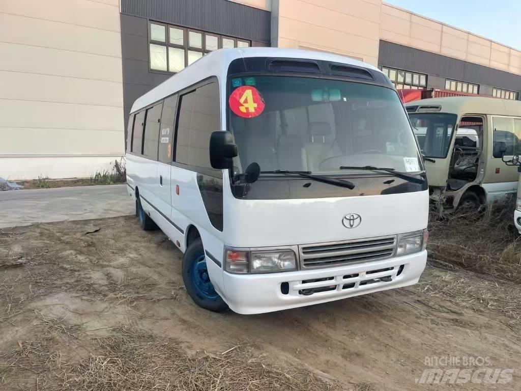 Toyota Coaster Tarpmiestiniai autobusai
