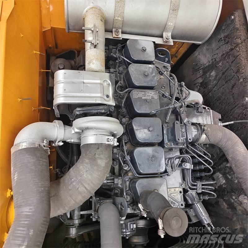 Hyundai 220LC -9S Vikšriniai ekskavatoriai