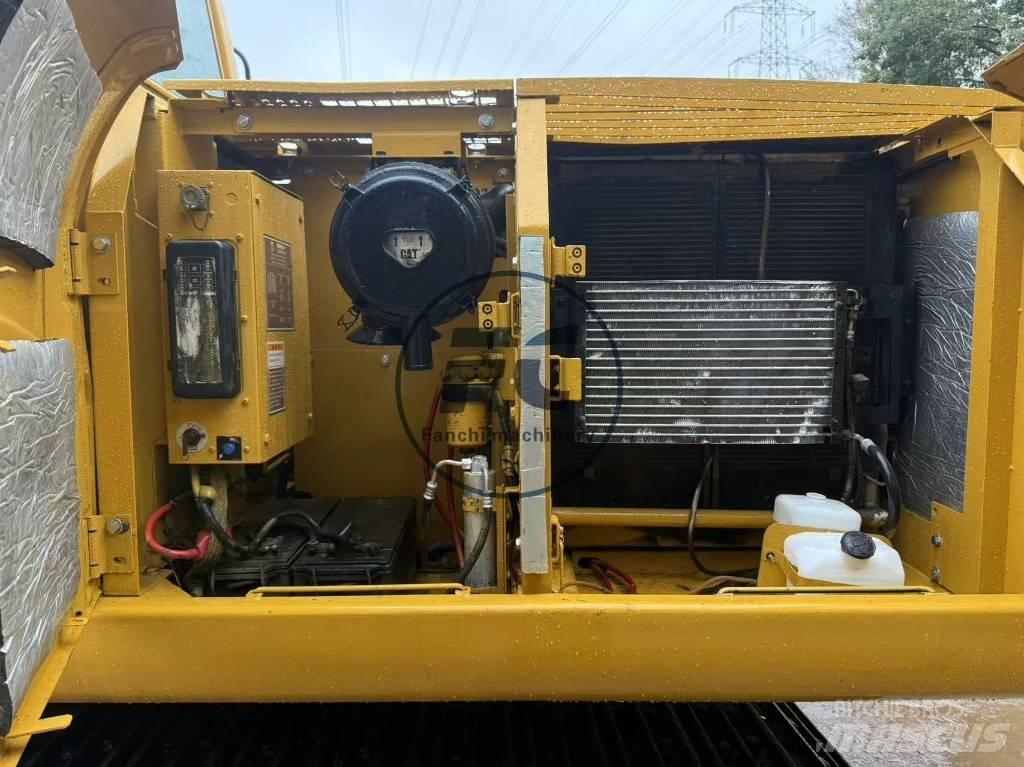 CAT 320 C L Vikšriniai ekskavatoriai