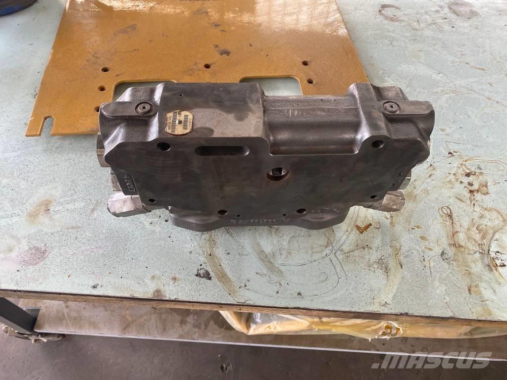 CAT 938 H Naudoti ratiniai krautuvai