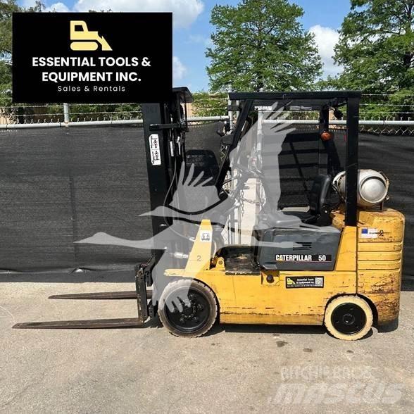 CAT GC25 Dyzeliniai krautuvai