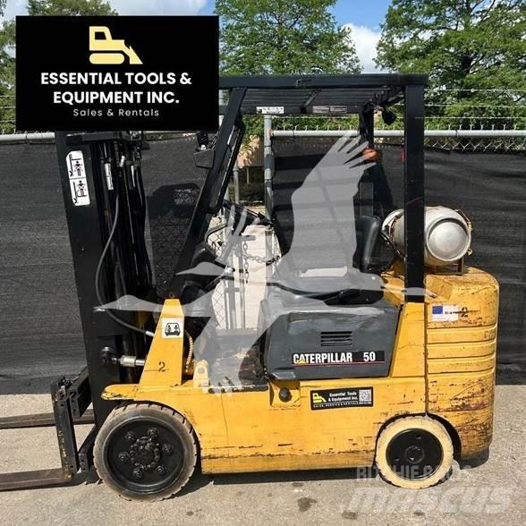 CAT GC25 Dyzeliniai krautuvai