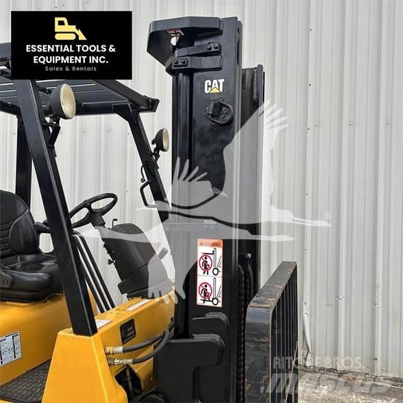 CAT GC40KSTR Dyzeliniai krautuvai