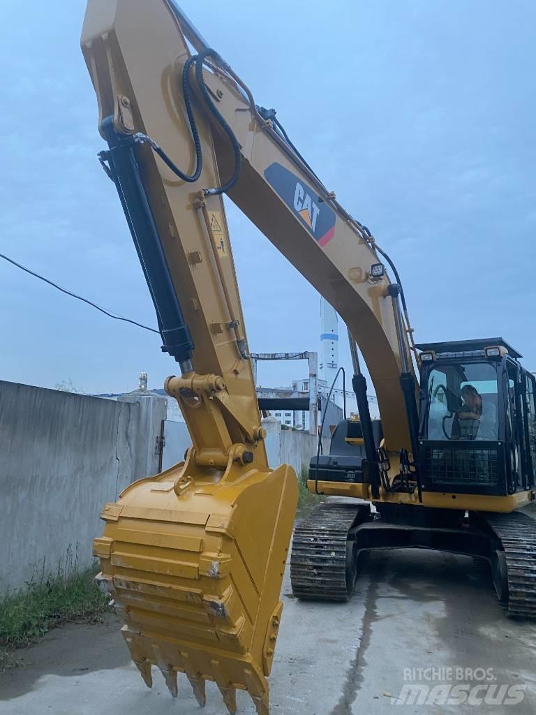 CAT 320 D Vikšriniai ekskavatoriai