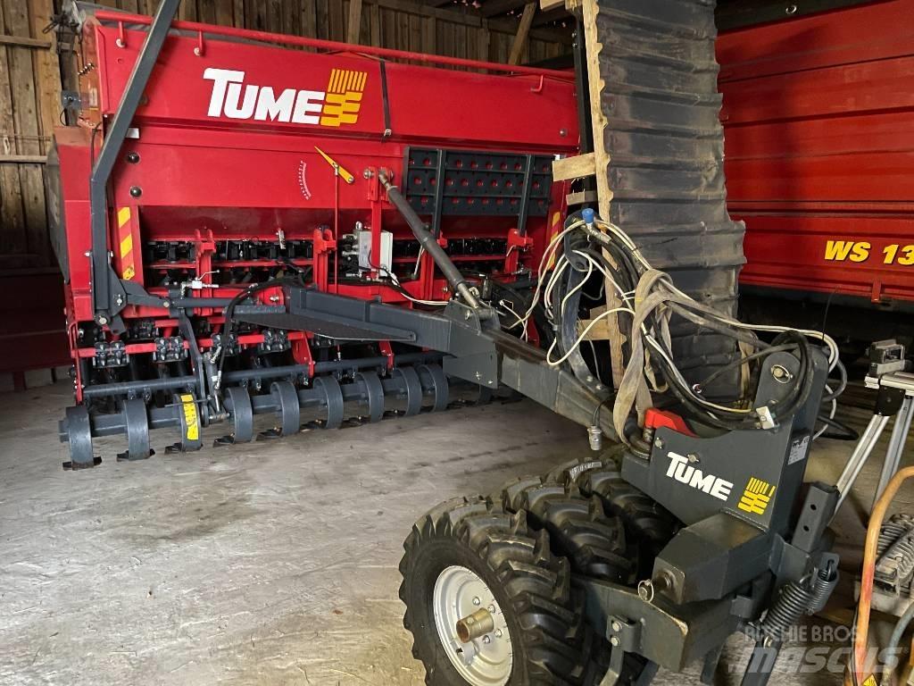 Tume Titan3000 Sėjamieji kombainai