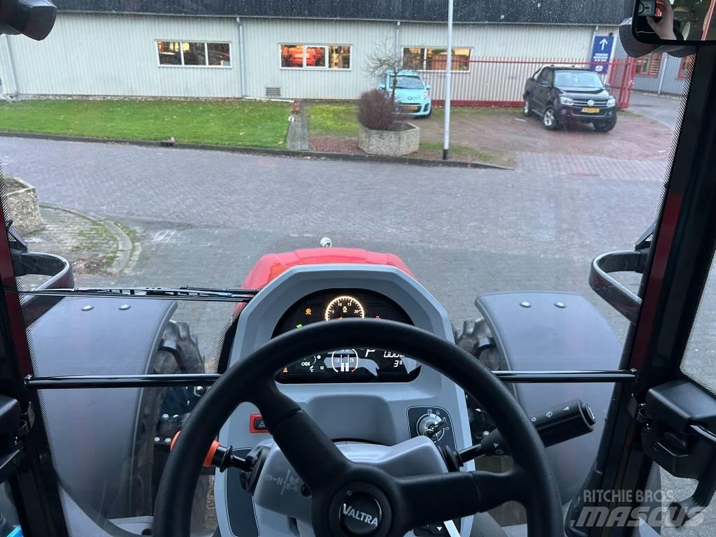 Valtra G125 Active Traktoriai