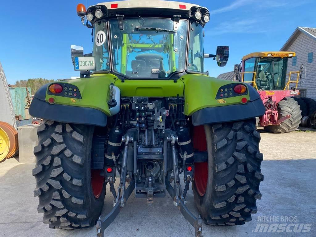 CLAAS Arion 440 Traktoriai