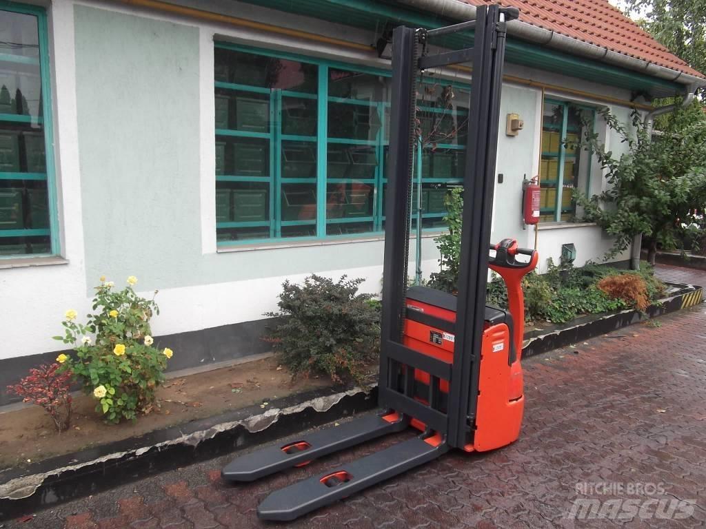 Linde L12 /379/ V-2097 Savaeigiai rietuvai