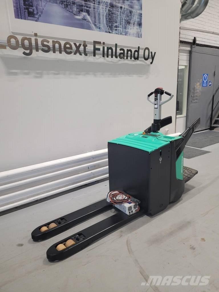 Mitsubishi PBV 20 N2 Žemų aukščių keltuvai su platforma