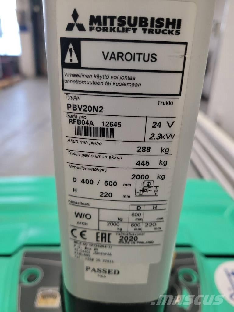 Mitsubishi PBV 20 N2 Žemų aukščių keltuvai su platforma