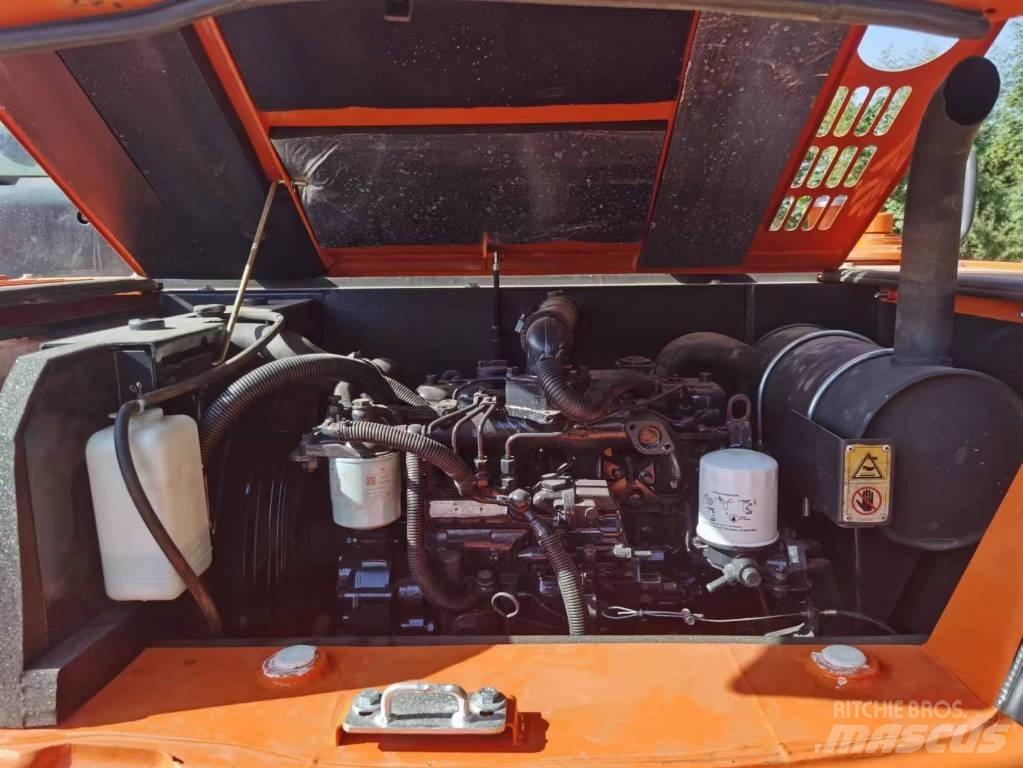 Hitachi ZX 70 Mini ekskavatoriai < 7 t