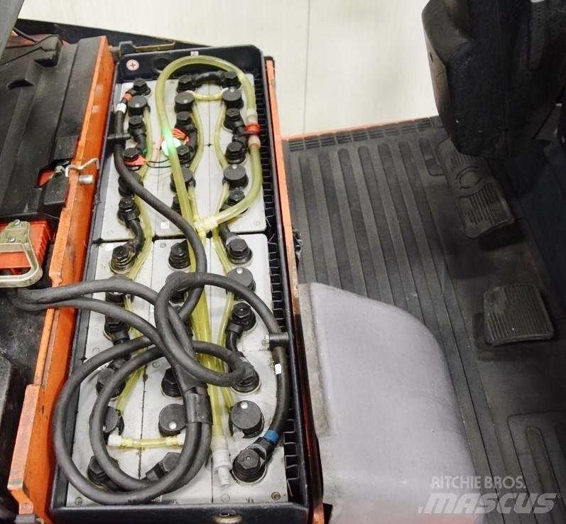 Toyota 7 FB EST 10 Elektriniai šakiniai krautuvai