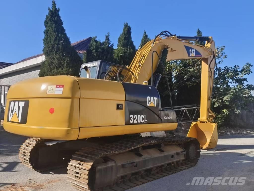 CAT 320 Vikšriniai ekskavatoriai