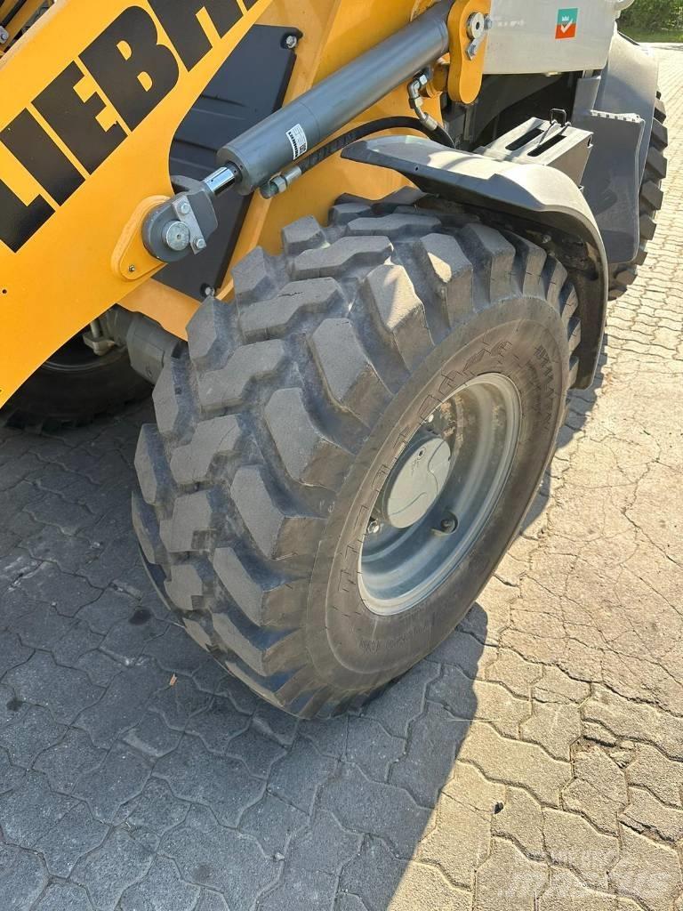 Liebherr L 507 Naudoti ratiniai krautuvai