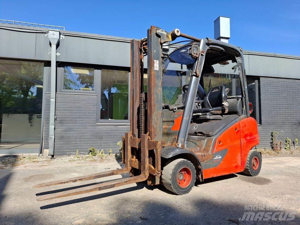 Linde H20T LPG (dujiniai) krautuvai