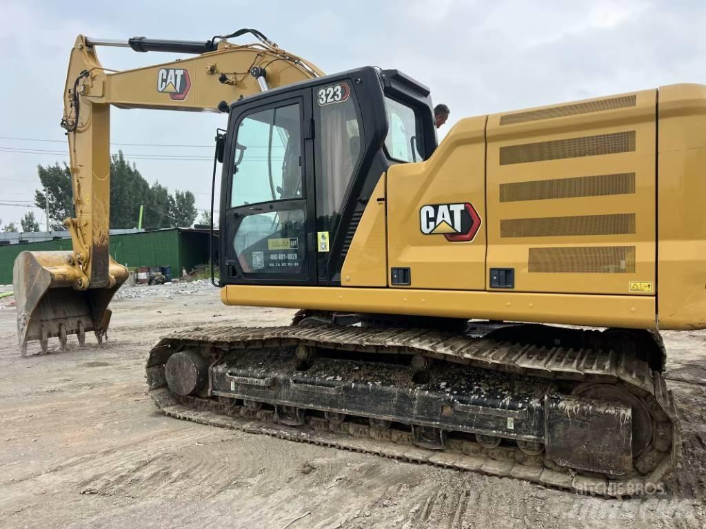 CAT 323 GC Vikšriniai ekskavatoriai