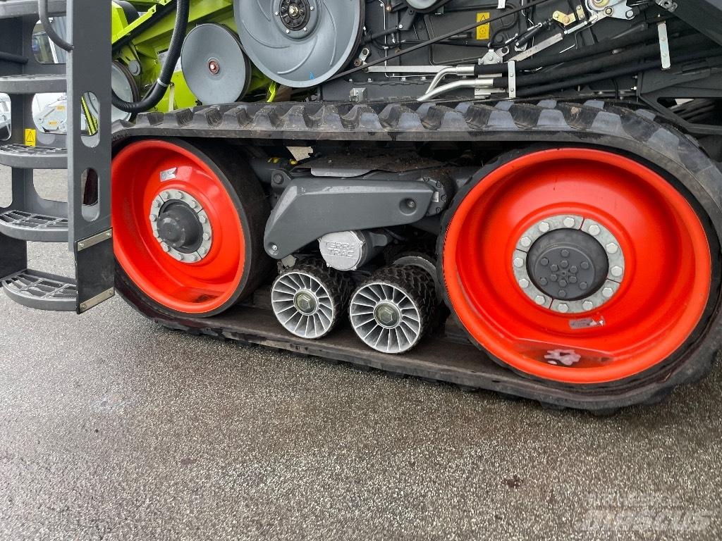 CLAAS Lexion 6900 TT Derliaus nuėmimo kombainai