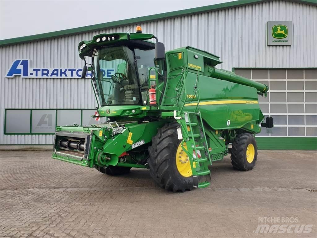John Deere T670 Derliaus nuėmimo kombainai