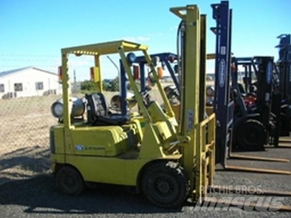 Mitsubishi FG15 Ant sunkvežimių montuojami šakiniai krautuvai