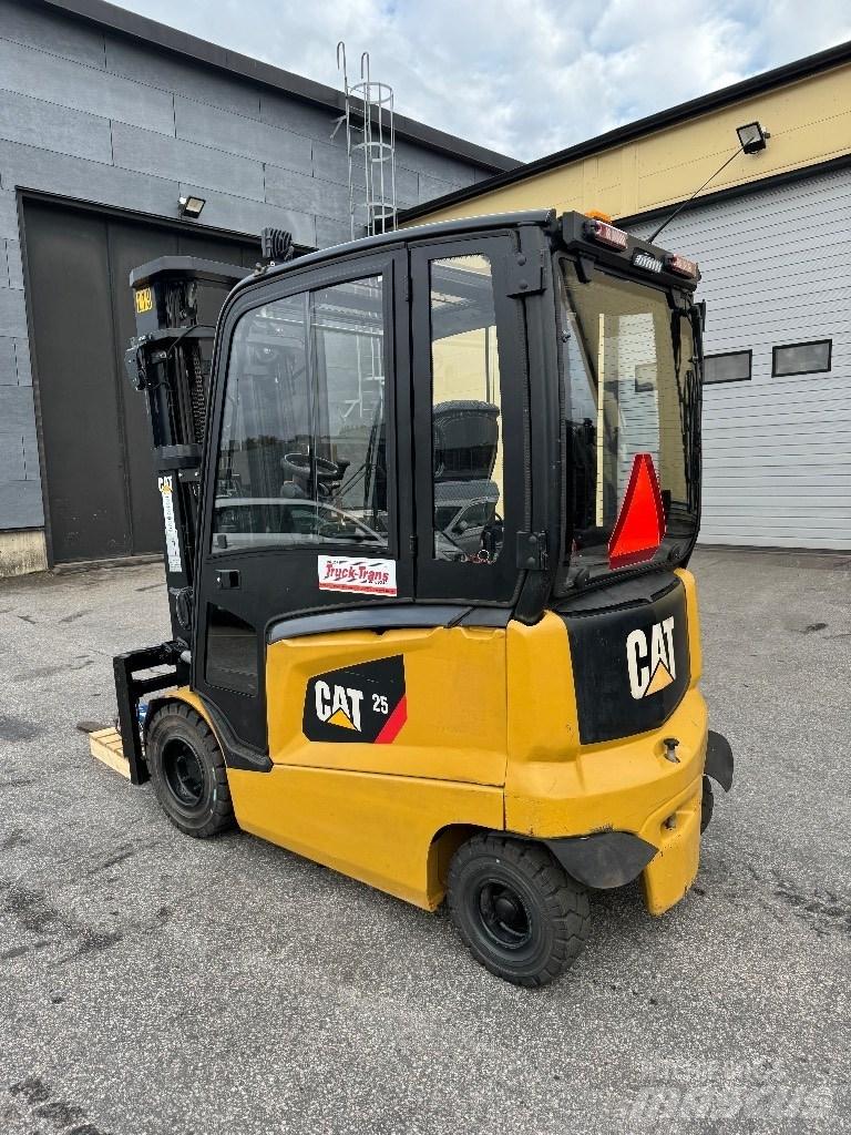 CAT EP25CN Elektriniai šakiniai krautuvai