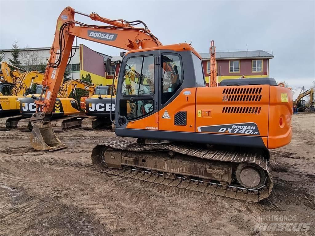 Doosan DX 140 LC-3 Vikšriniai ekskavatoriai
