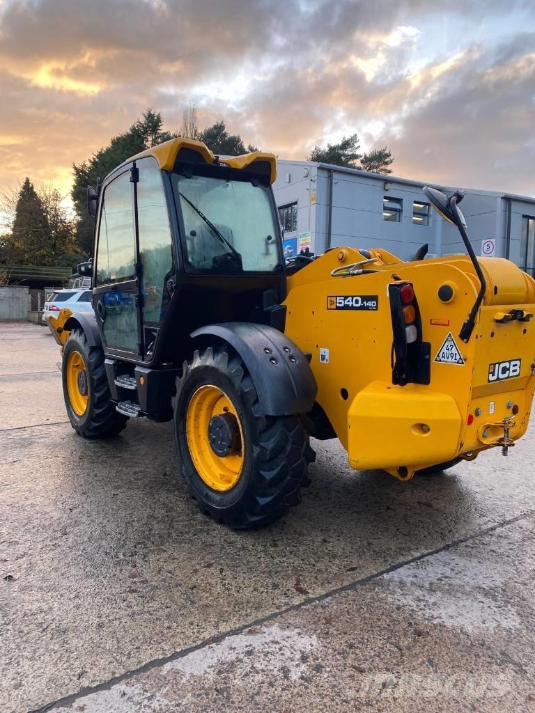 JCB 540-140 Teleskopiniai krautuvai