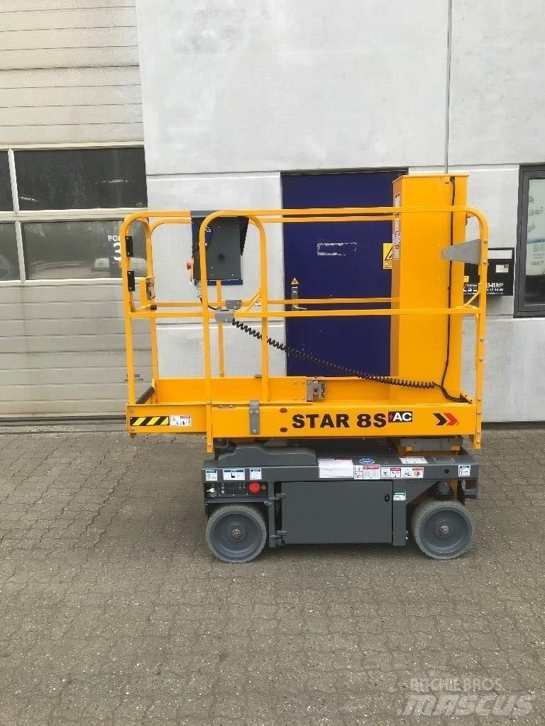 Haulotte Star 8 Vertikalūs stiebiniai keltuvai