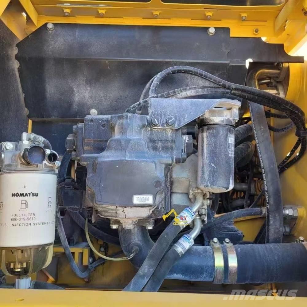 Komatsu PC 210-8 Vikšriniai ekskavatoriai