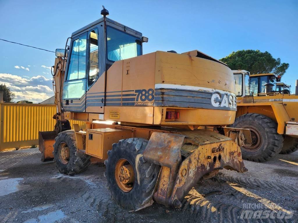 CASE 788 P Ratiniai ekskavatoriai