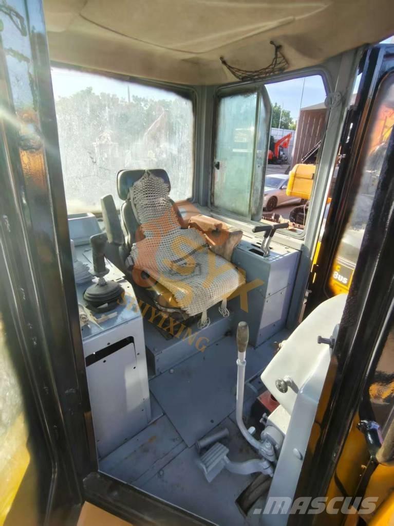 CAT D6G Vikšriniai buldozeriai