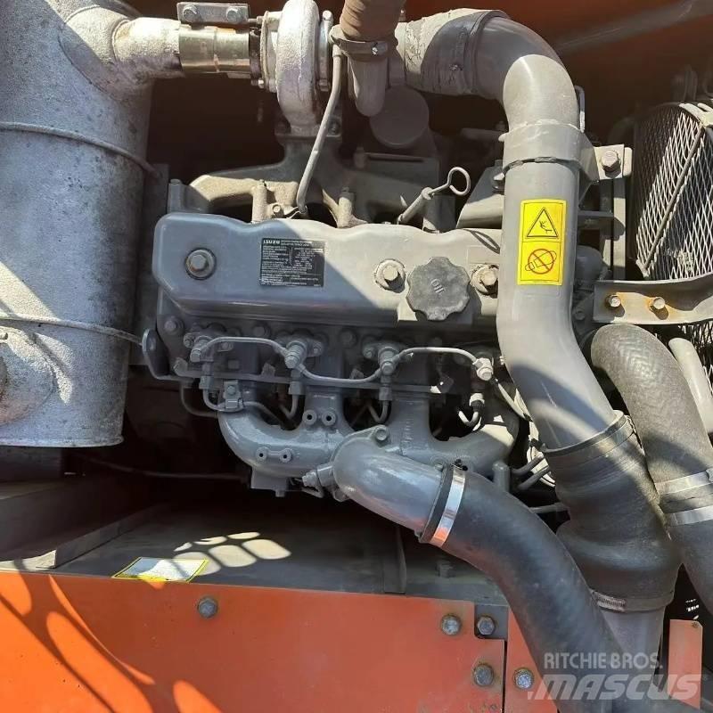 Hitachi ZX 160 Vikšriniai ekskavatoriai