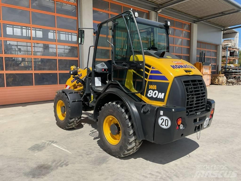 Komatsu WA80M-8 Naudoti ratiniai krautuvai