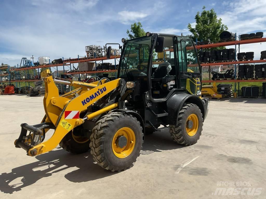 Komatsu WA80M-8 Naudoti ratiniai krautuvai
