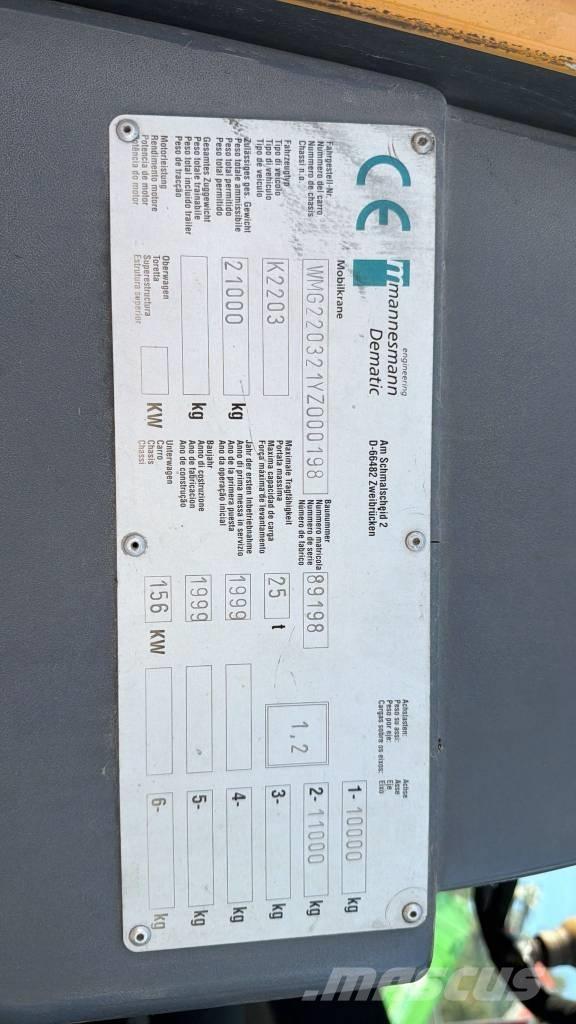  GRUA DEMAG 25T Neapdoroto reljefo kranai