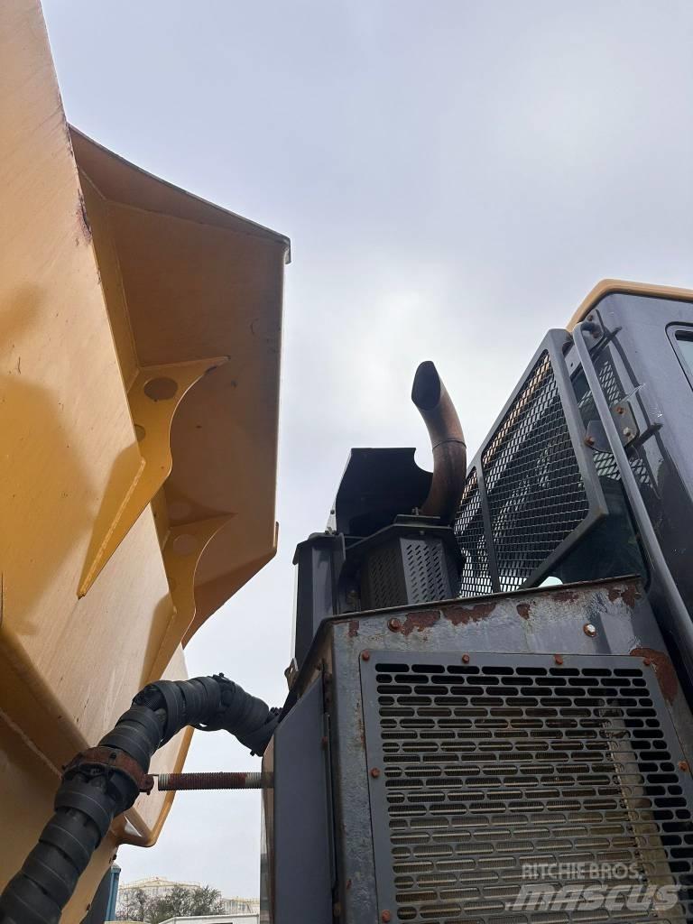 Bell B 40 D Karjeriniai savivarčiai