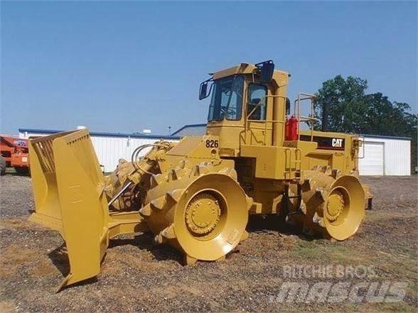 CAT 826C Atliekų presai