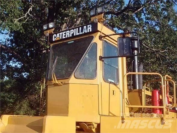 CAT 826C Atliekų presai