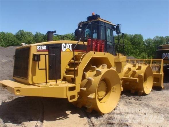 CAT 826G Atliekų presai