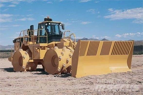CAT 836H Atliekų presai