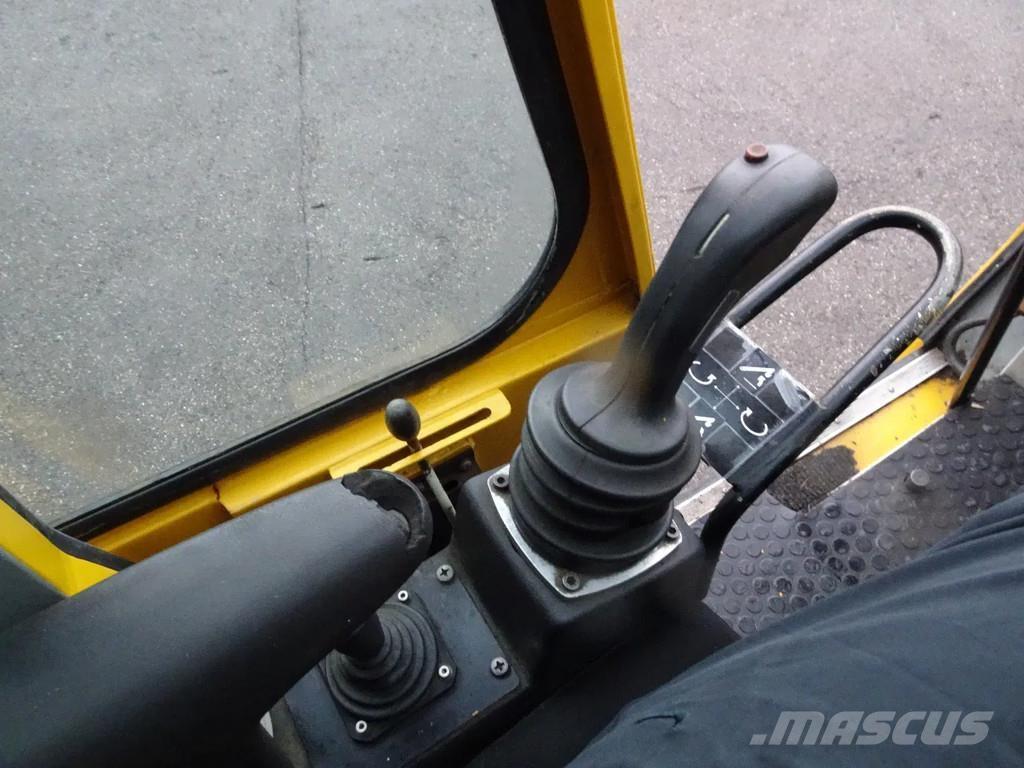 Faun ATF30-2L Neapdoroto reljefo kranai