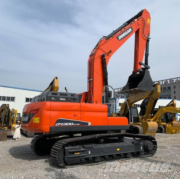Doosan 300LC-9C Vikšriniai ekskavatoriai