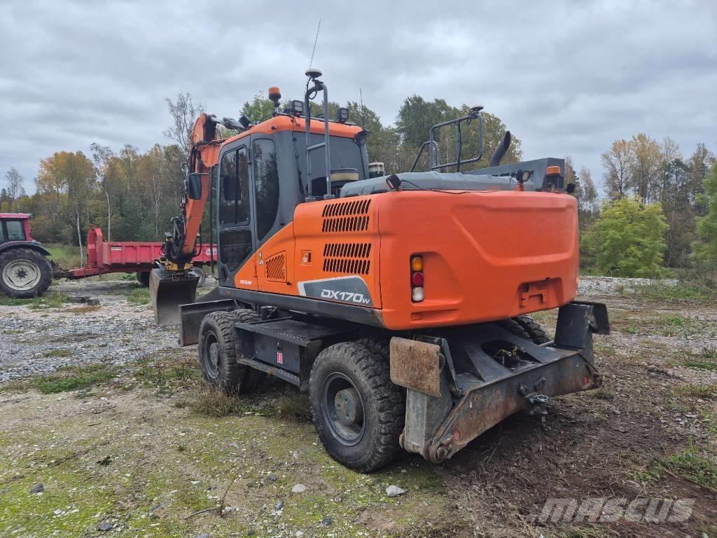 Doosan DX 170 W Ratiniai ekskavatoriai