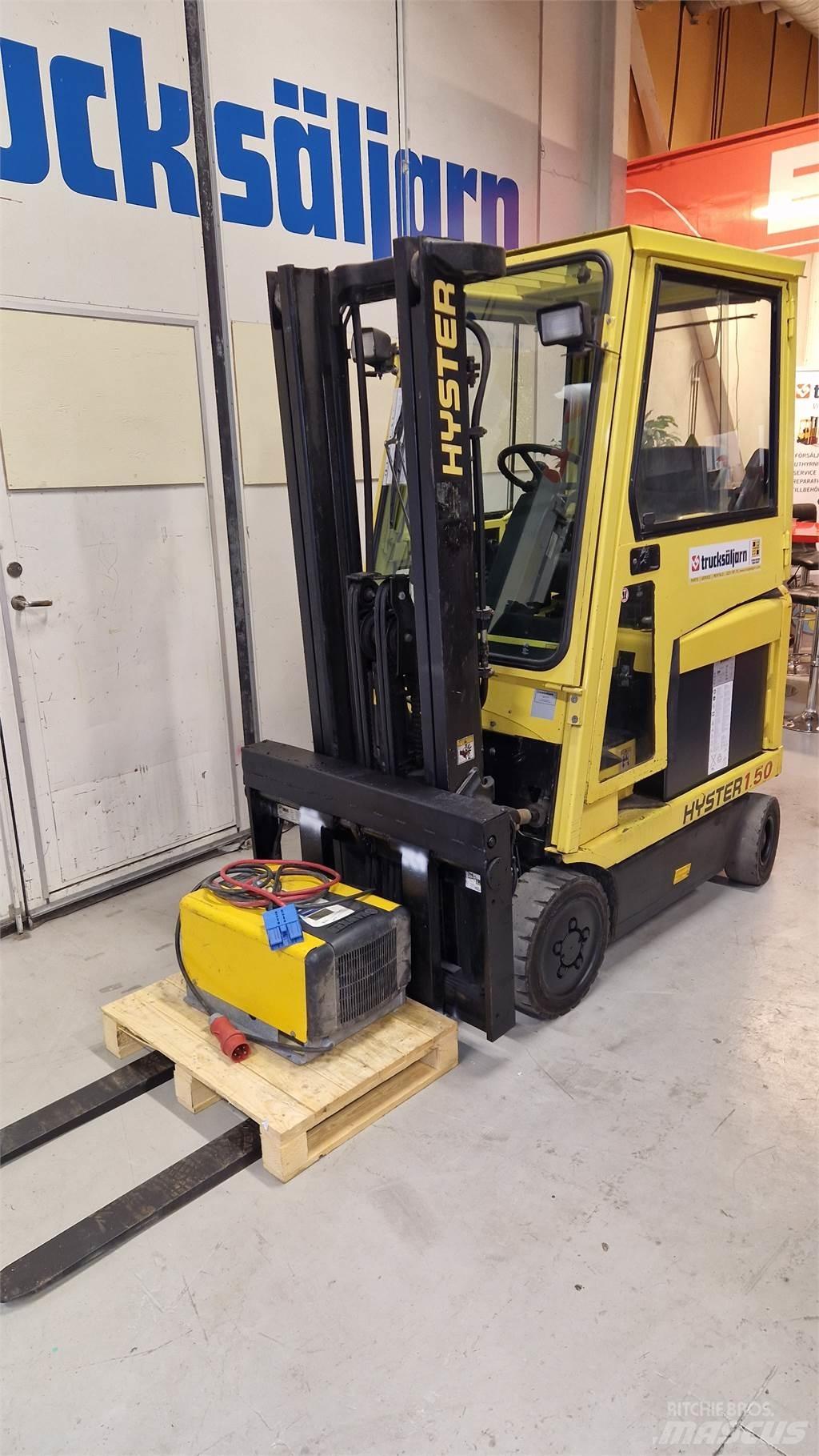 Hyster E1.50XM Elektriniai šakiniai krautuvai